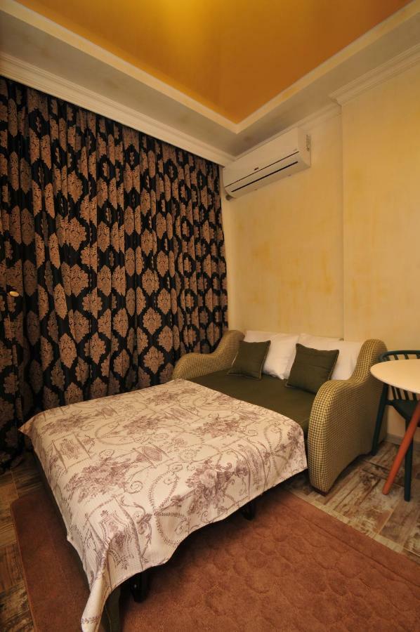 Apartments With A View Of The Trinity Holy Batumi Luaran gambar