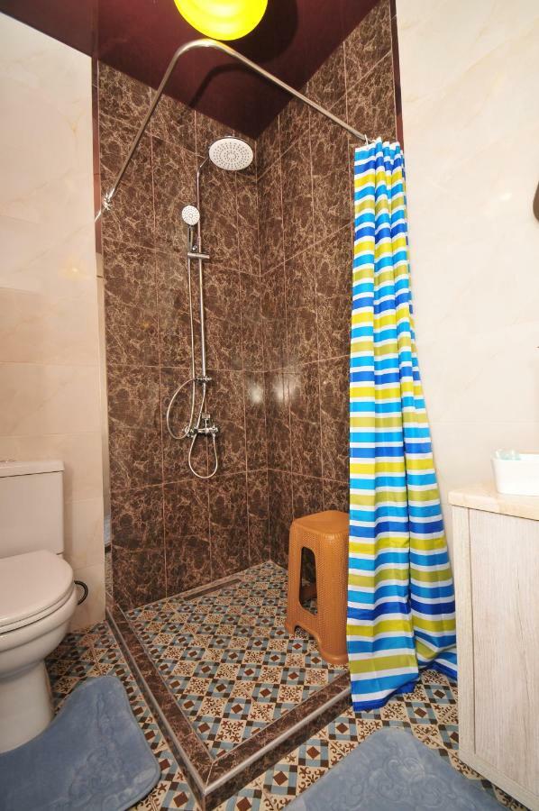 Apartments With A View Of The Trinity Holy Batumi Luaran gambar