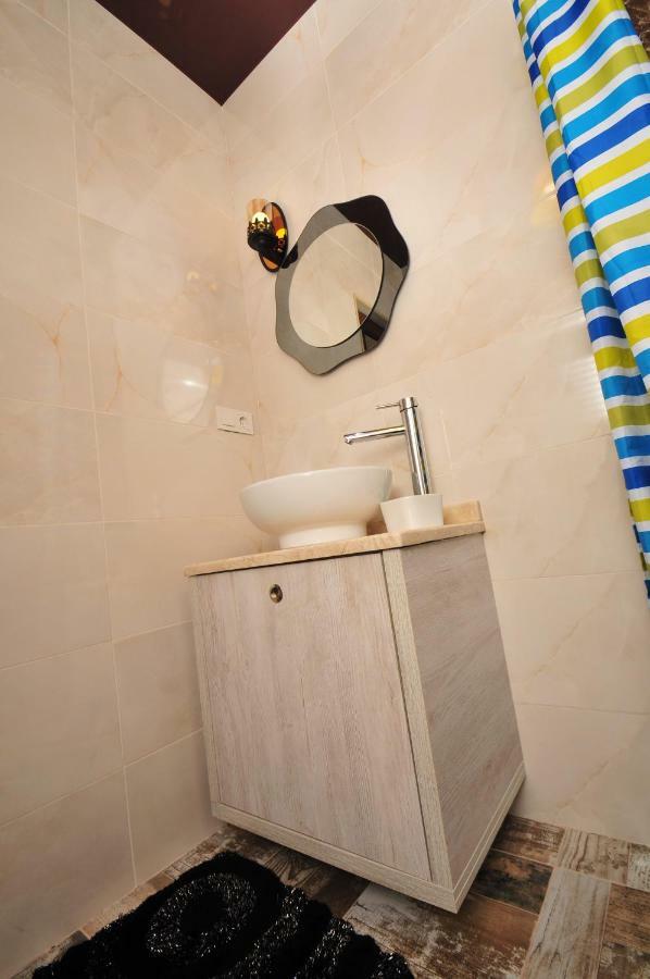 Apartments With A View Of The Trinity Holy Batumi Luaran gambar