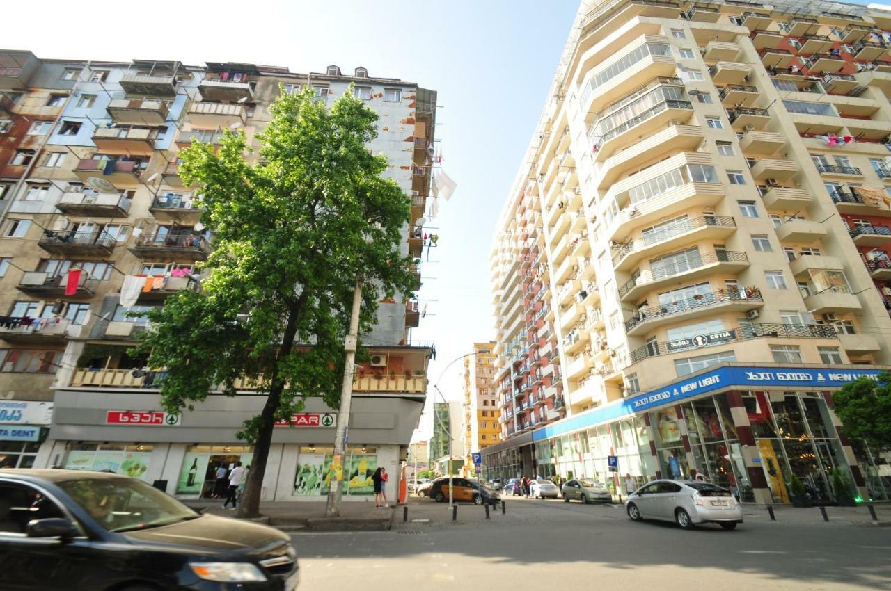 Apartments With A View Of The Trinity Holy Batumi Luaran gambar