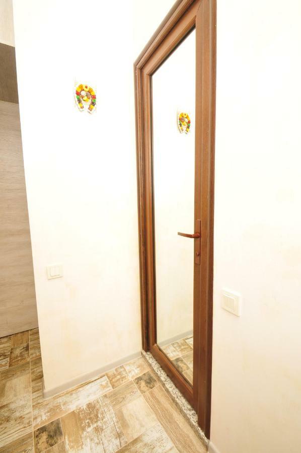 Apartments With A View Of The Trinity Holy Batumi Luaran gambar