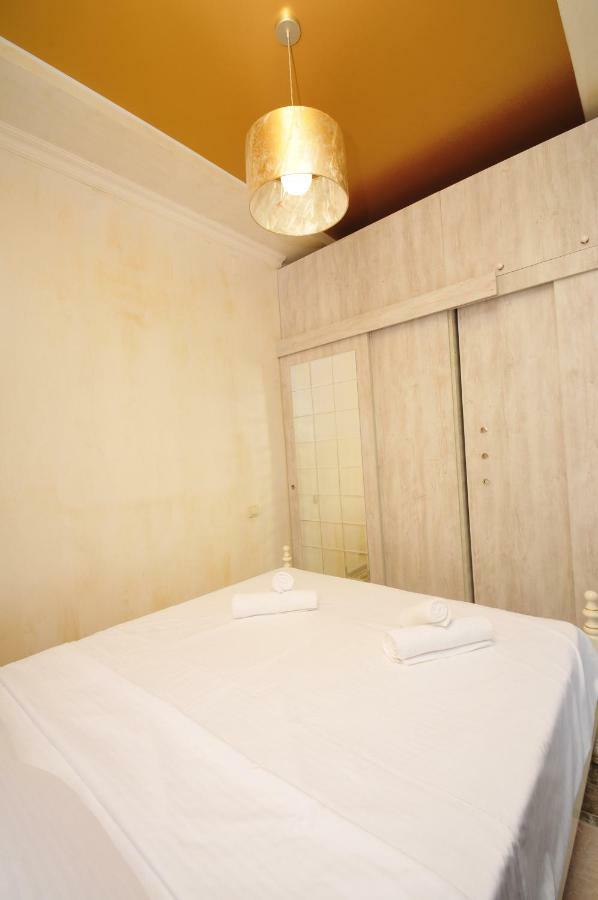 Apartments With A View Of The Trinity Holy Batumi Luaran gambar